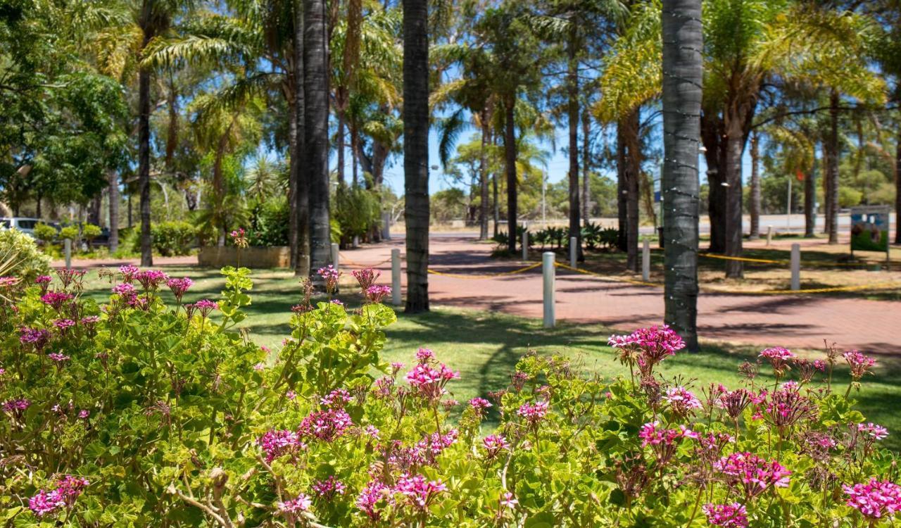 Swan Valley Oasis Resort Henley Brook Exterior photo