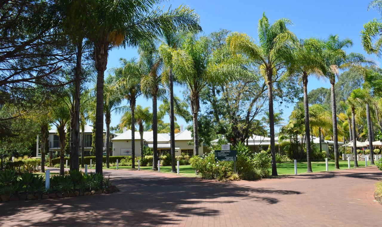 Swan Valley Oasis Resort Henley Brook Exterior photo