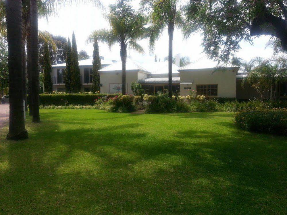 Swan Valley Oasis Resort Henley Brook Exterior photo